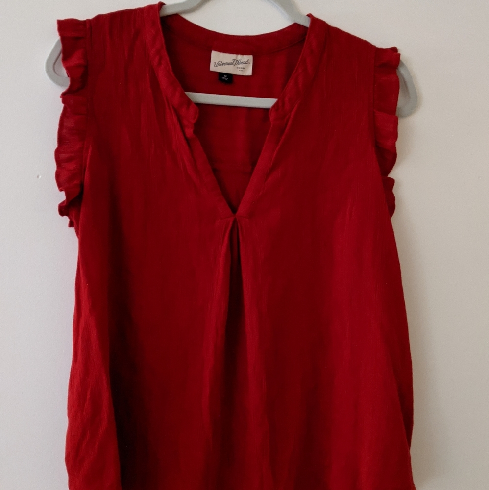 ❣️ Universal Thread Short Ruffle Sleeve V-Neck - Picture 5 of 7